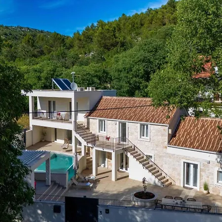 Villa Mijomare 